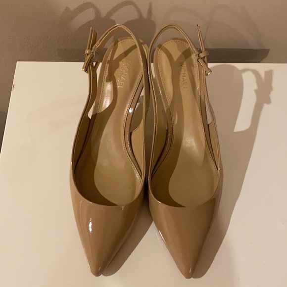 MK Nude Kitten heels EXCELLENT CONDITION, only worn once indoors! - Picture 2 of 3